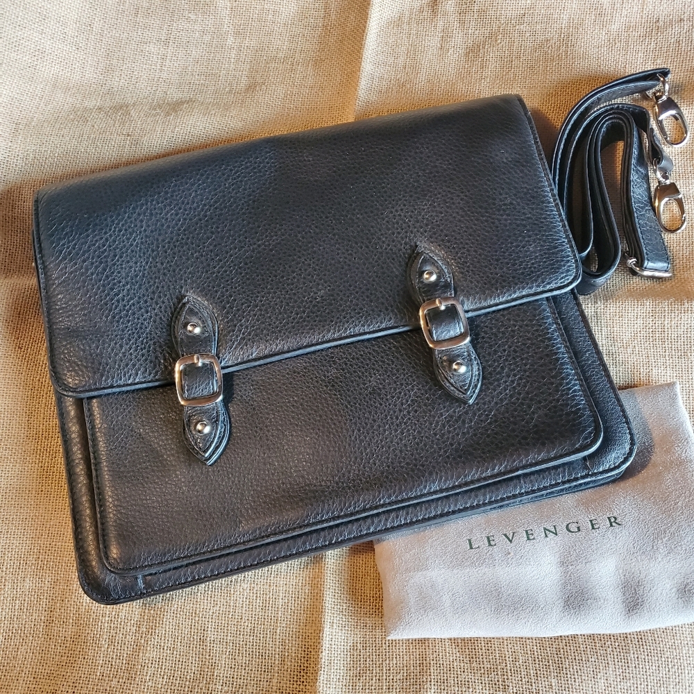 Levenger Oxford Crossbody Messenger, NWOT